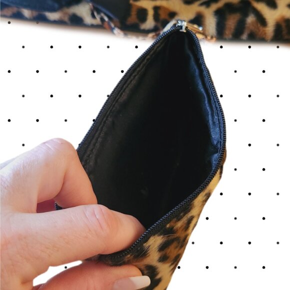 Lux De Ville Pin up coture fuzzy feel purse with attached coin purse - Picture 2 of 3